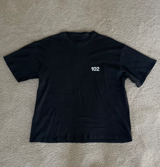 102 drop shoulder t shirt